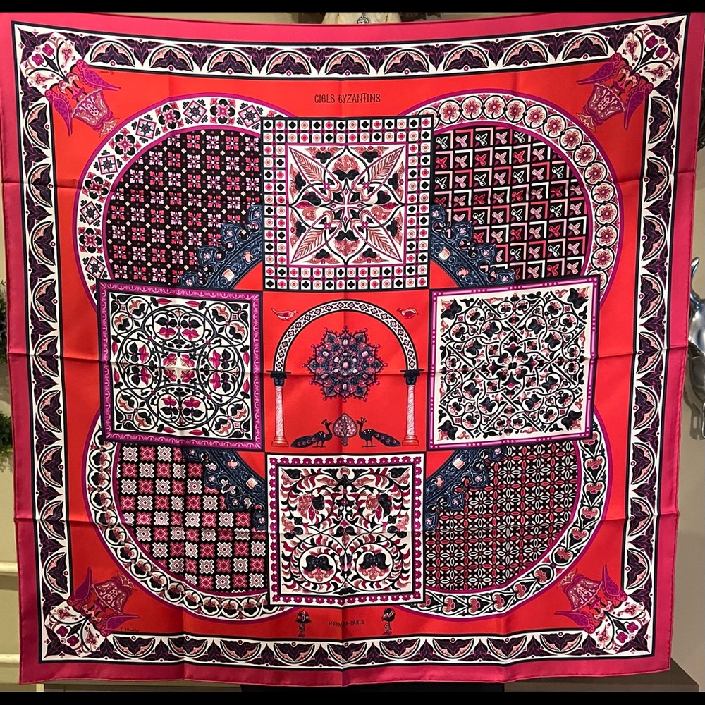 Hermès Scarf